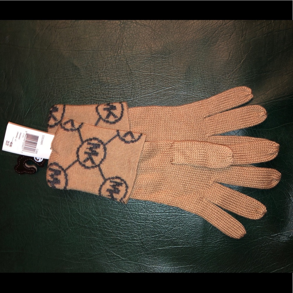 Michael Kors Gloves
